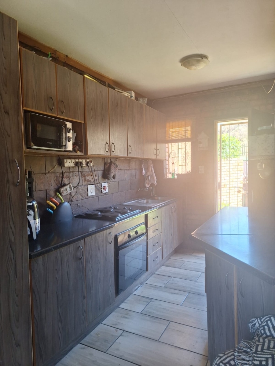 2 Bedroom Property for Sale in Uitsig Free State